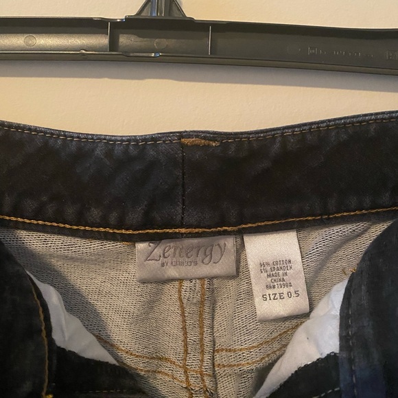 Zenergy by Chico’s Jeans - Picture 3 of 3